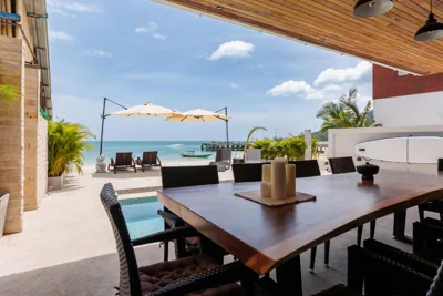 Beachfront 4BR Villa with Private Pool - Ocean Access – Photos 11